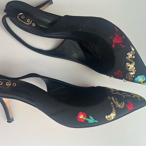 Dolce & Gabbana Black Heels with Colorful Embroidery